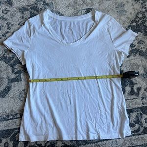 White t shirt